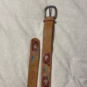 Western Floral Embroidered Leather Belt
